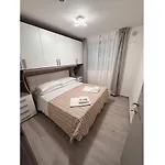 Chiama Ξενοδοχείο 2*